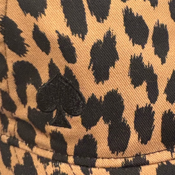 Kate Spade Leopard Print Baseball Hat NWT - Picture 2 of 5